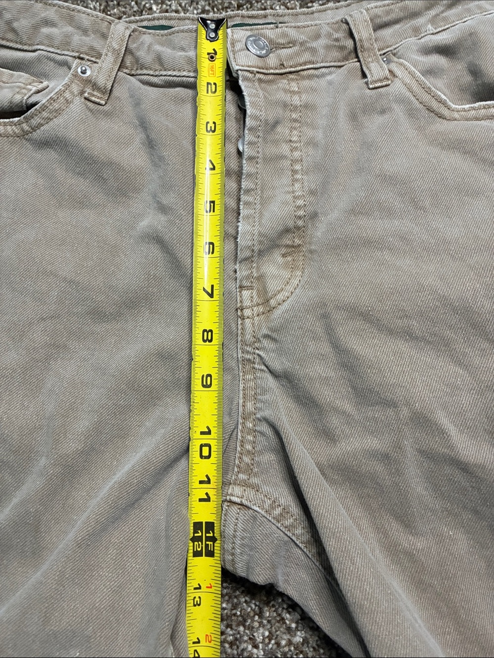 Distressed Jeans - Picture 9 of 10
